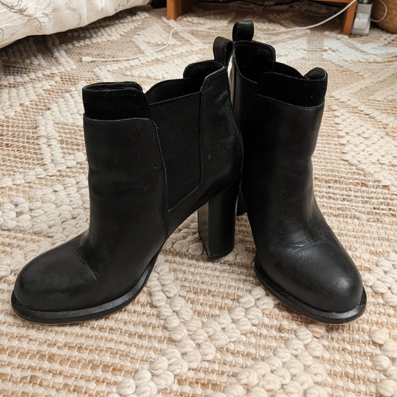 Sam Edelman black leather boots - Picture 1 of 4